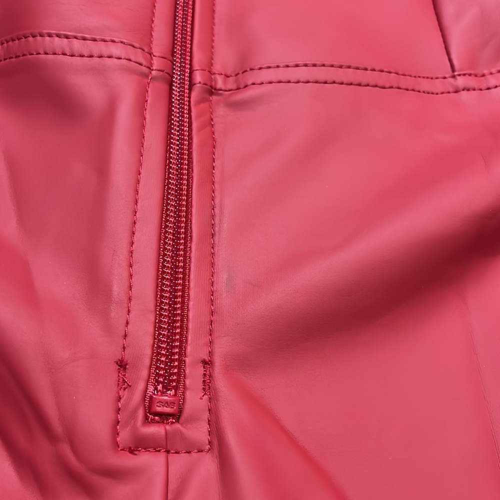 Freddy Wrap Up  FLAWED Red Zipper Front Size XL US 10 - Picture 5 of 7